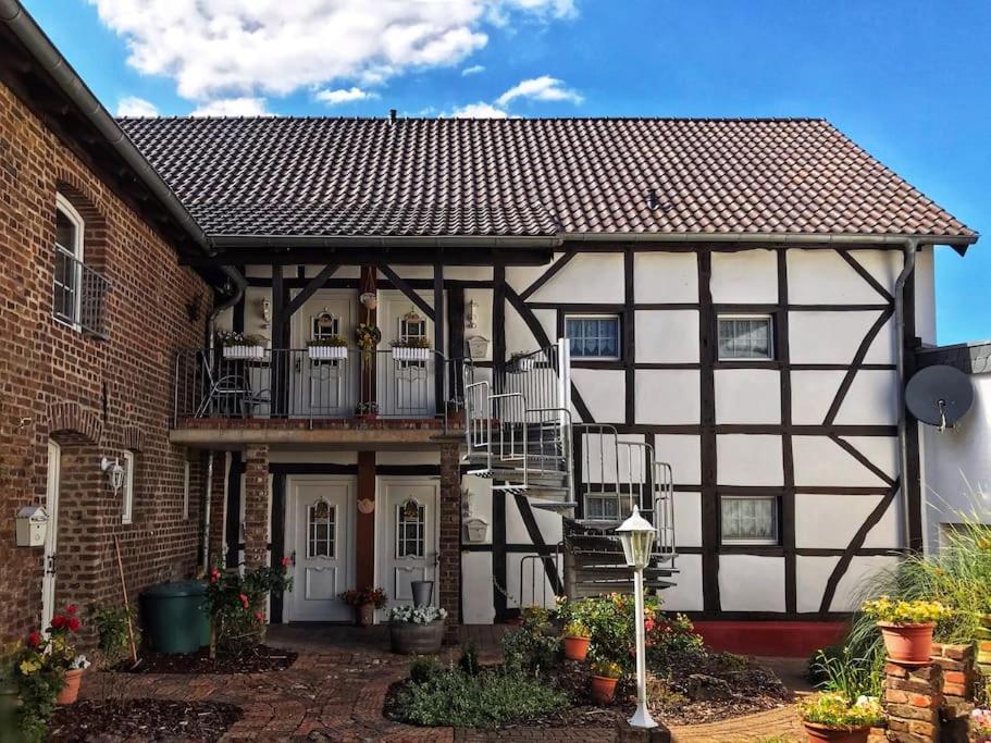 מכרניך Obergeschosswohnung Mit Ausblick מראה חיצוני תמונה